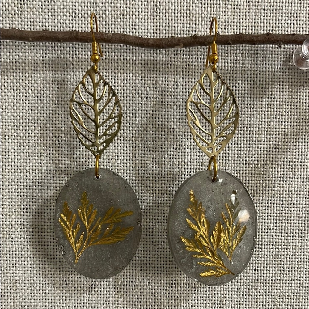 Elegant Gold and Gray Leaf Earrings